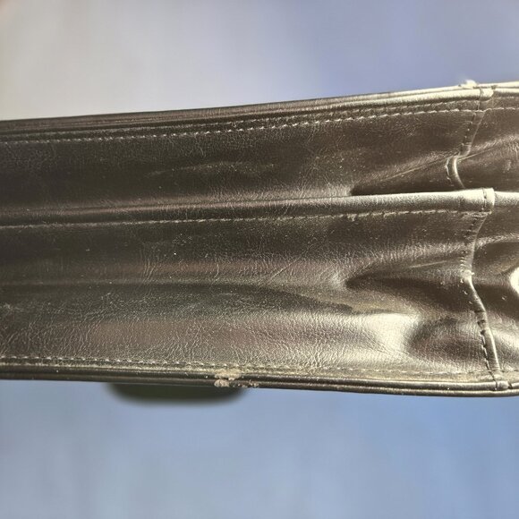 Bugatti Black Leather Briefcase - Picture 15 of 16